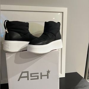 Ash Maxi Puffer Ankle Boots EU 38